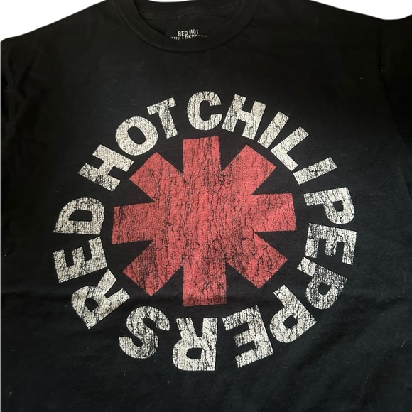Black Red Hot Chili Peppers Tshirt size medium - Picture 2 of 4